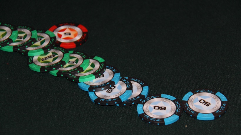Dépendance aux jeux de hasard et d’argent : l’ado est-il vulnérable ? 