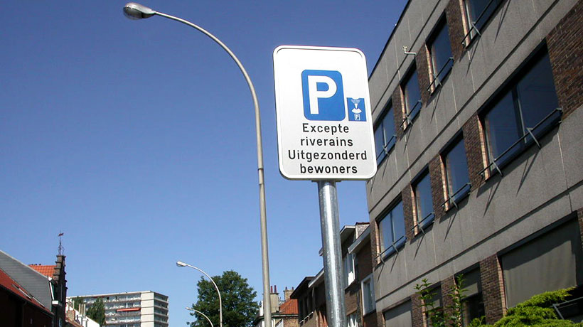 Fout parkeren: belastingen, strafrechtelijke of administratieve sancties?