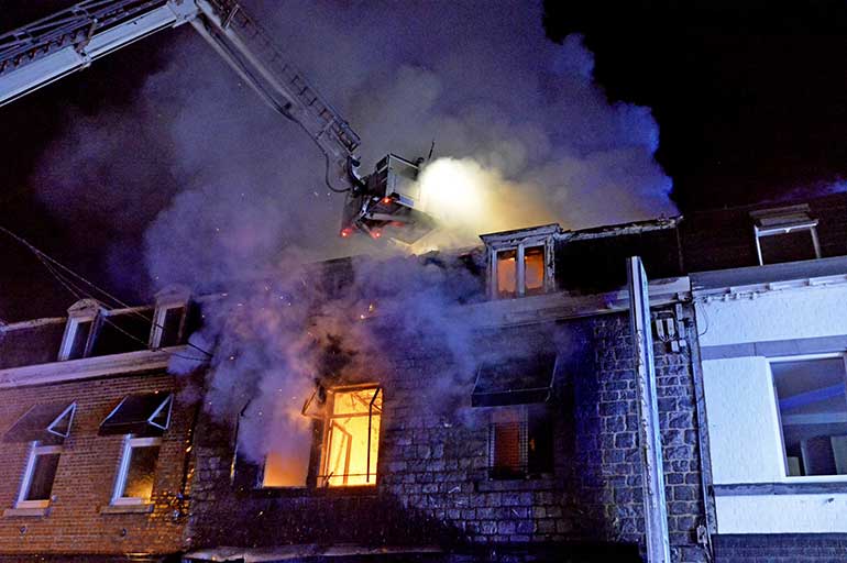 Brand: in drie minuten hangt je huis vol met giftige gassen! 